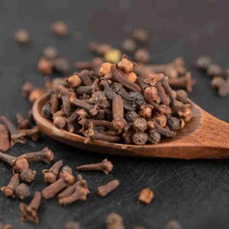 Clou de girofle : de nombreux bienfaits pour votre santé  